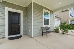 94 Red Bluff Street photo 4