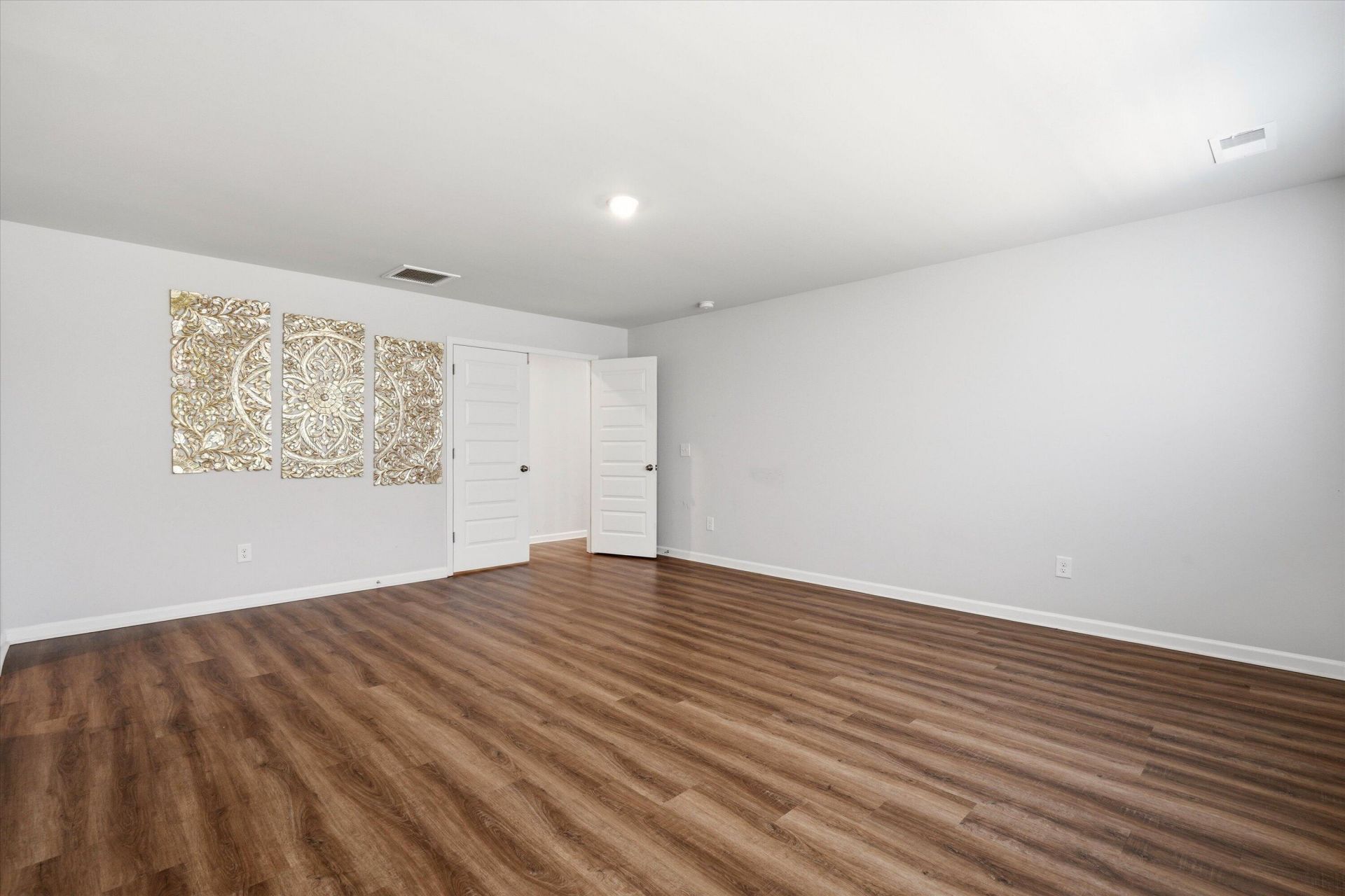 94 Red Bluff Street Photo 21