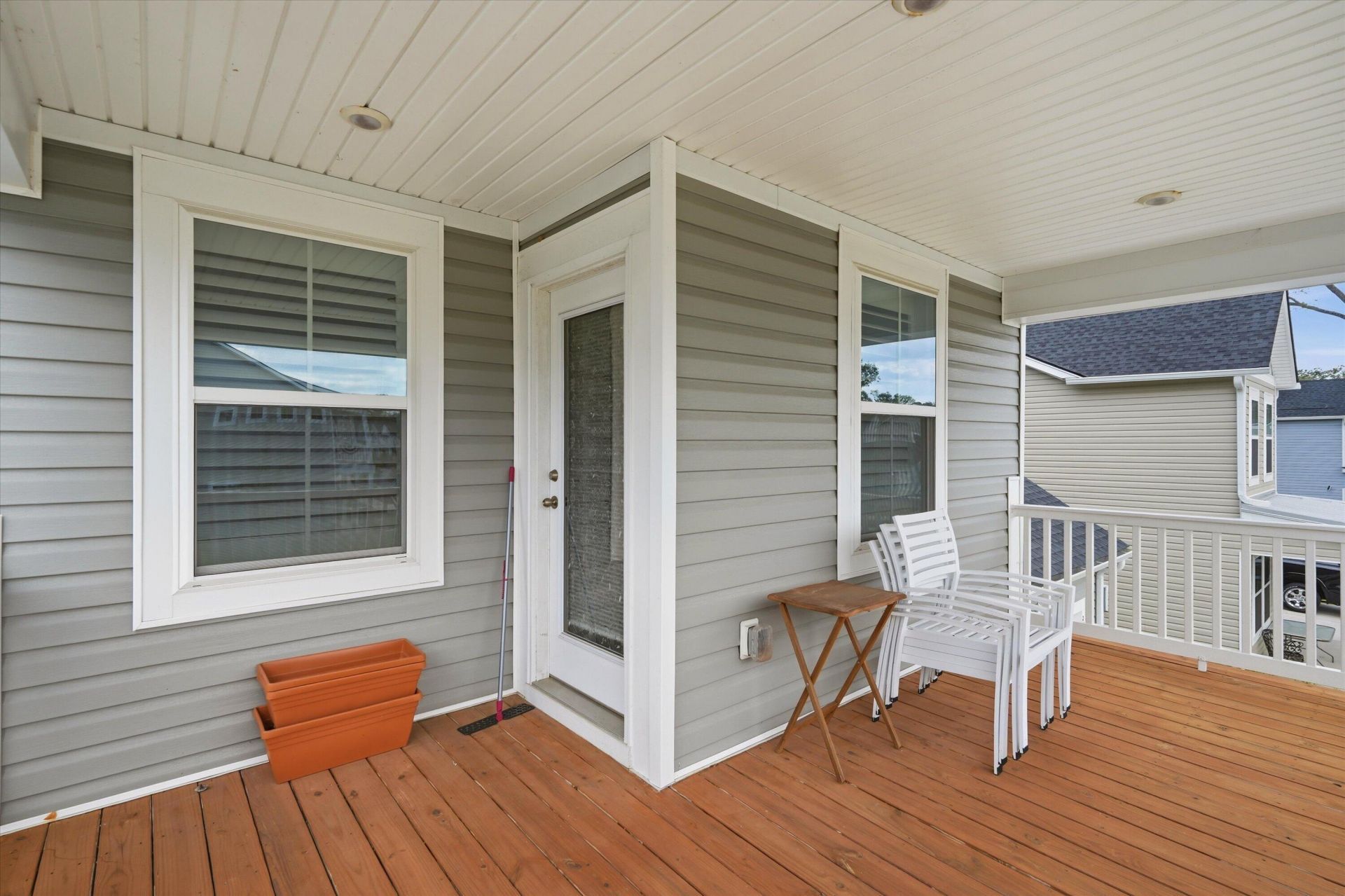 94 Red Bluff Street Photo 32