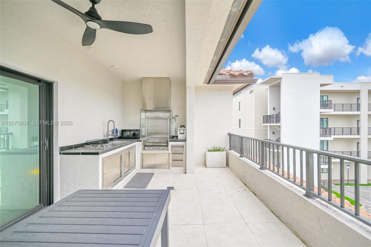 4256 NW 83rd Ave , Doral, FL 33166 Photo