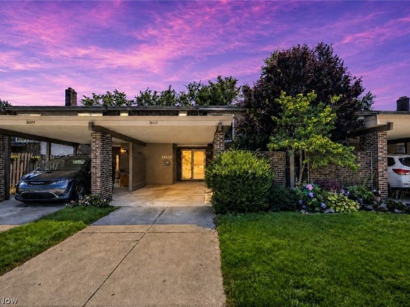 26613 N Park Boulevard, Olmsted Falls, OH 44138 Photo 1