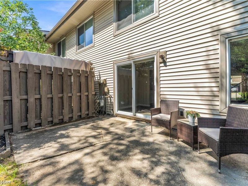 26613 N Park Boulevard, Olmsted Falls, OH 44138 Photo 29