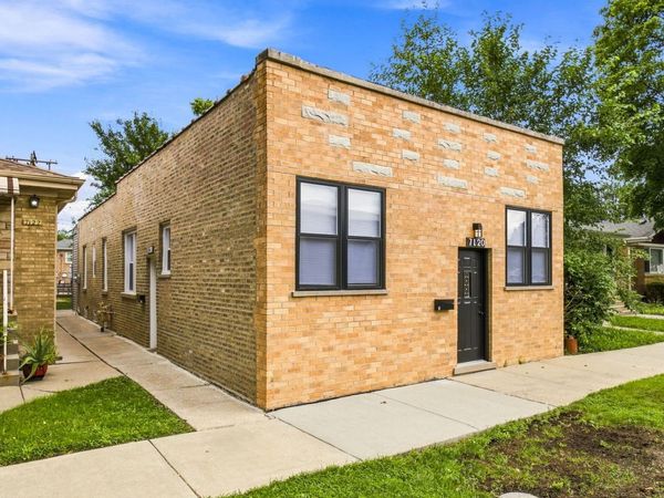 7120 W Highland Avenue , Chicago, IL 60631
