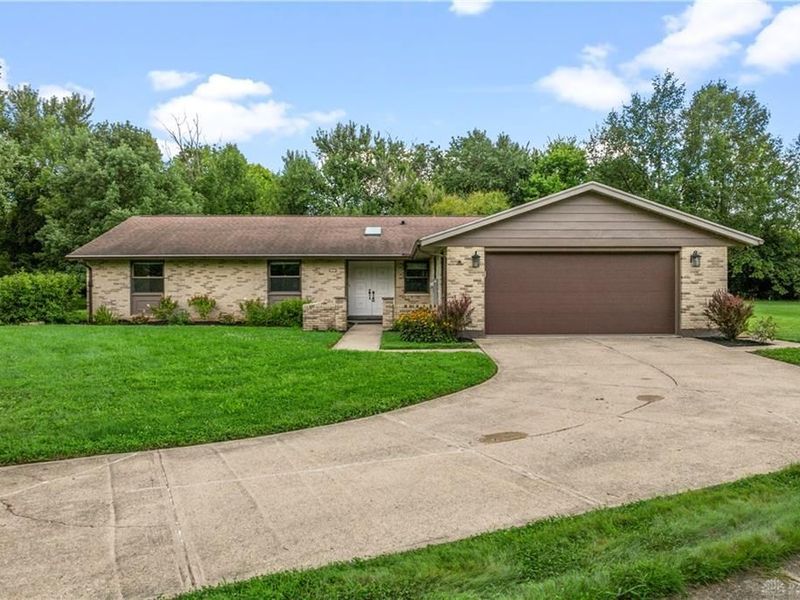 8695 Hide A Way Lane, Washington Township, OH 45458 Photo 2