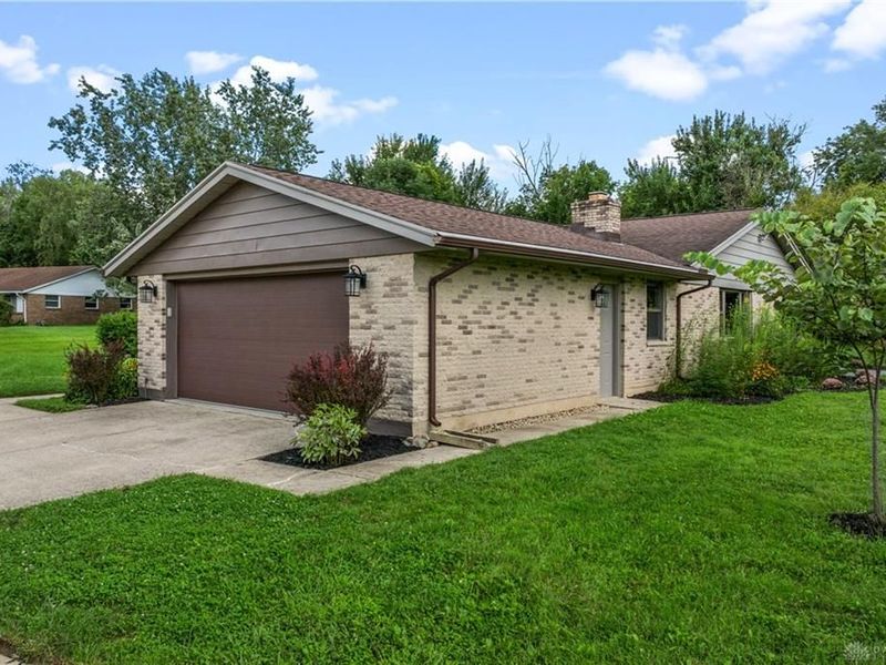 8695 Hide A Way Lane, Washington Township, OH 45458 Photo 9