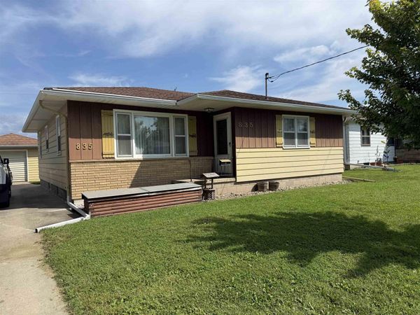 835 Dena St. , Waterloo, IA 50702