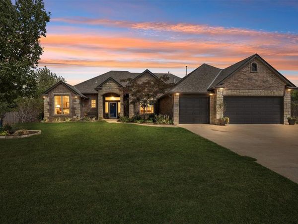 44 NW Cypress Street, Piedmont, OK 73078