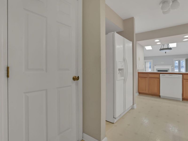 5530 Brighton Hill Lane , Dublin, OH 43016 Photo 10