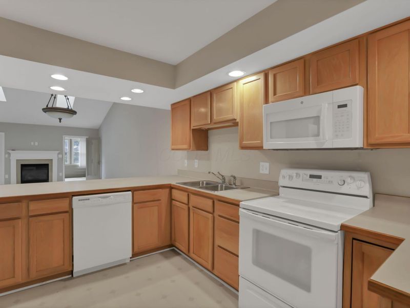 5530 Brighton Hill Lane , Dublin, OH 43016 Photo 12