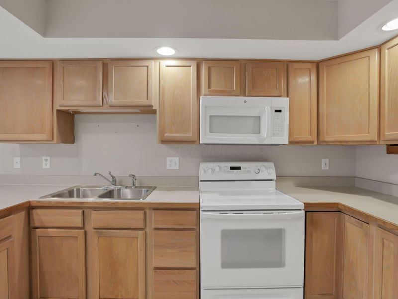 5530 Brighton Hill Lane , Dublin, OH 43016 Photo 14