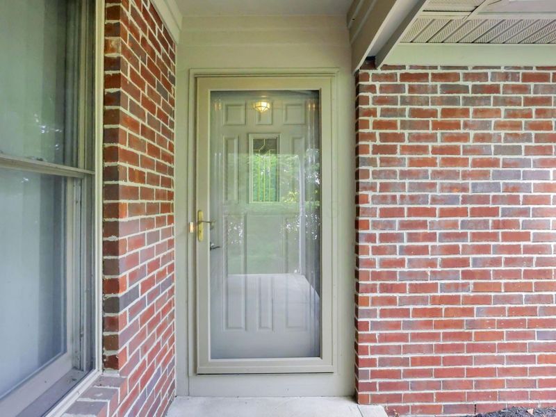 5530 Brighton Hill Lane , Dublin, OH 43016 Photo 2