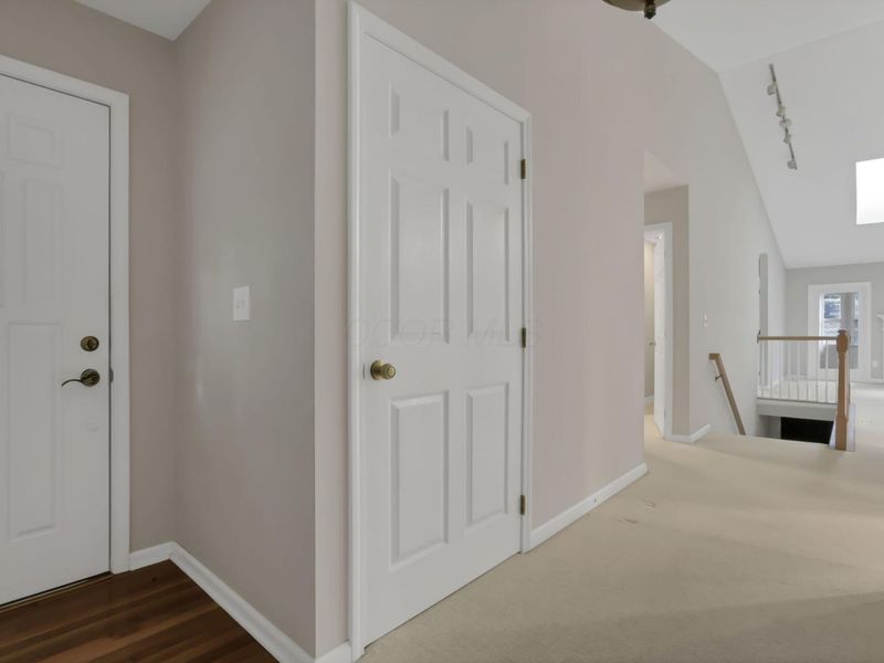 5530 Brighton Hill Lane , Dublin, OH 43016 Photo 4