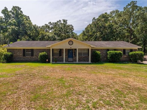 1113 Robert Williams Drive , Saraland, AL 36571
