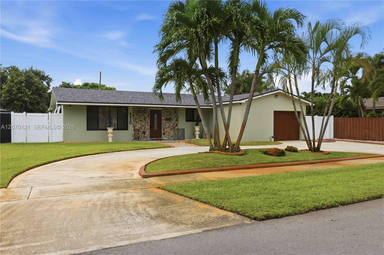 6620 SW 6th St , Pembroke Pines, FL 33023 Photo