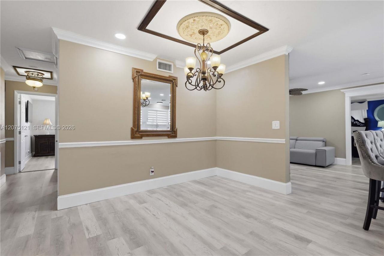 6620 SW 6th St , Pembroke Pines, FL 33023 Photo