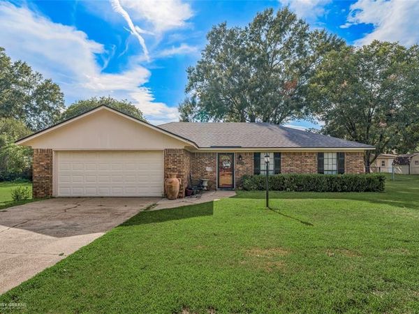 4614 Parkridge Drive, Benton, LA 71006