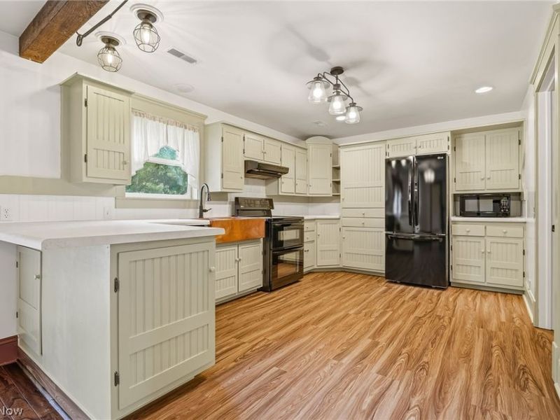 11602 Jennings Road NE, Alliance, OH 44601 Photo 10