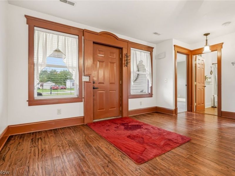 11602 Jennings Road NE, Alliance, OH 44601 Photo 4