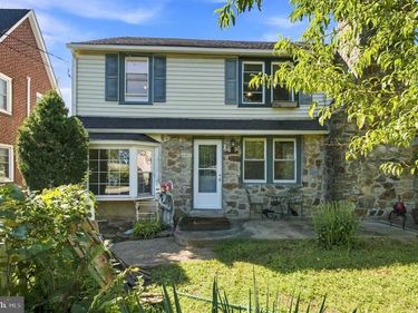 1117 OLD LANCASTER ROAD, BERWYN, PA 19312