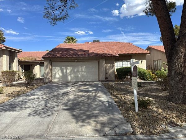 3618 Edinburgh Drive , Las Vegas, NV 89103