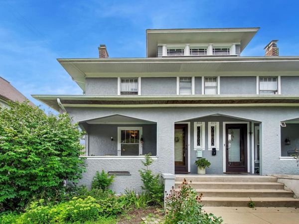 808 N Spring Street, Unit 808, Elgin, IL 60120