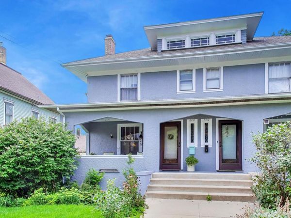 808 N Spring Street, Unit 808, Elgin, IL 60120