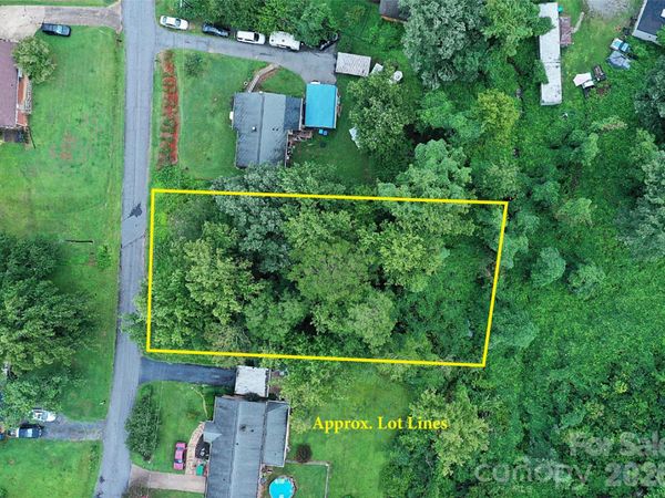 00 15th Avenue SW, Hickory, NC 28602