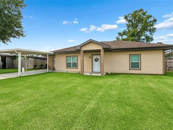 106 SIGMA Street , Belle Chasse, LA 70037