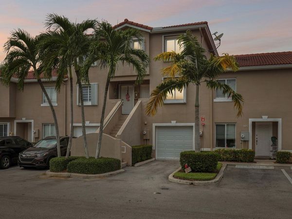 167 RIVIERA Circle, Weston, FL 33326