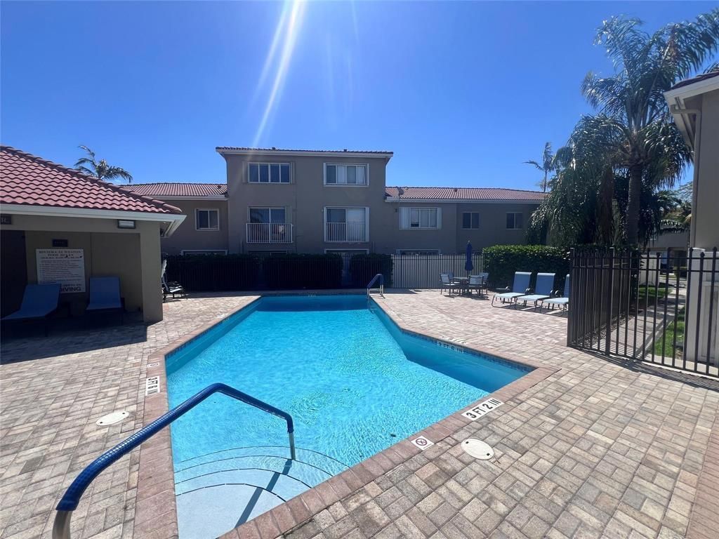 167 Riviera Circle, Weston, FL 33326 Photo