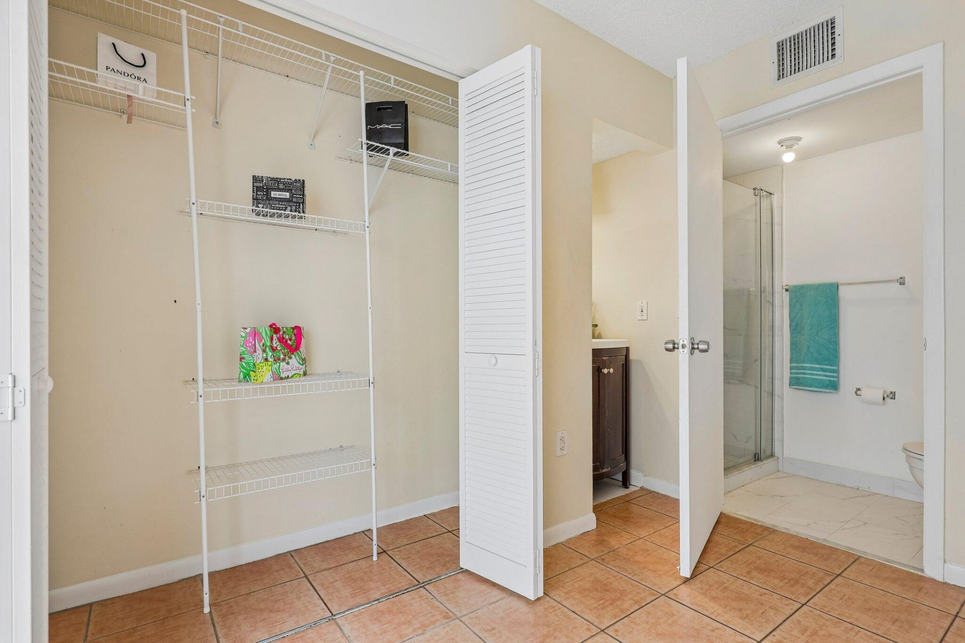 167 Riviera Circle, Weston, FL 33326 Photo