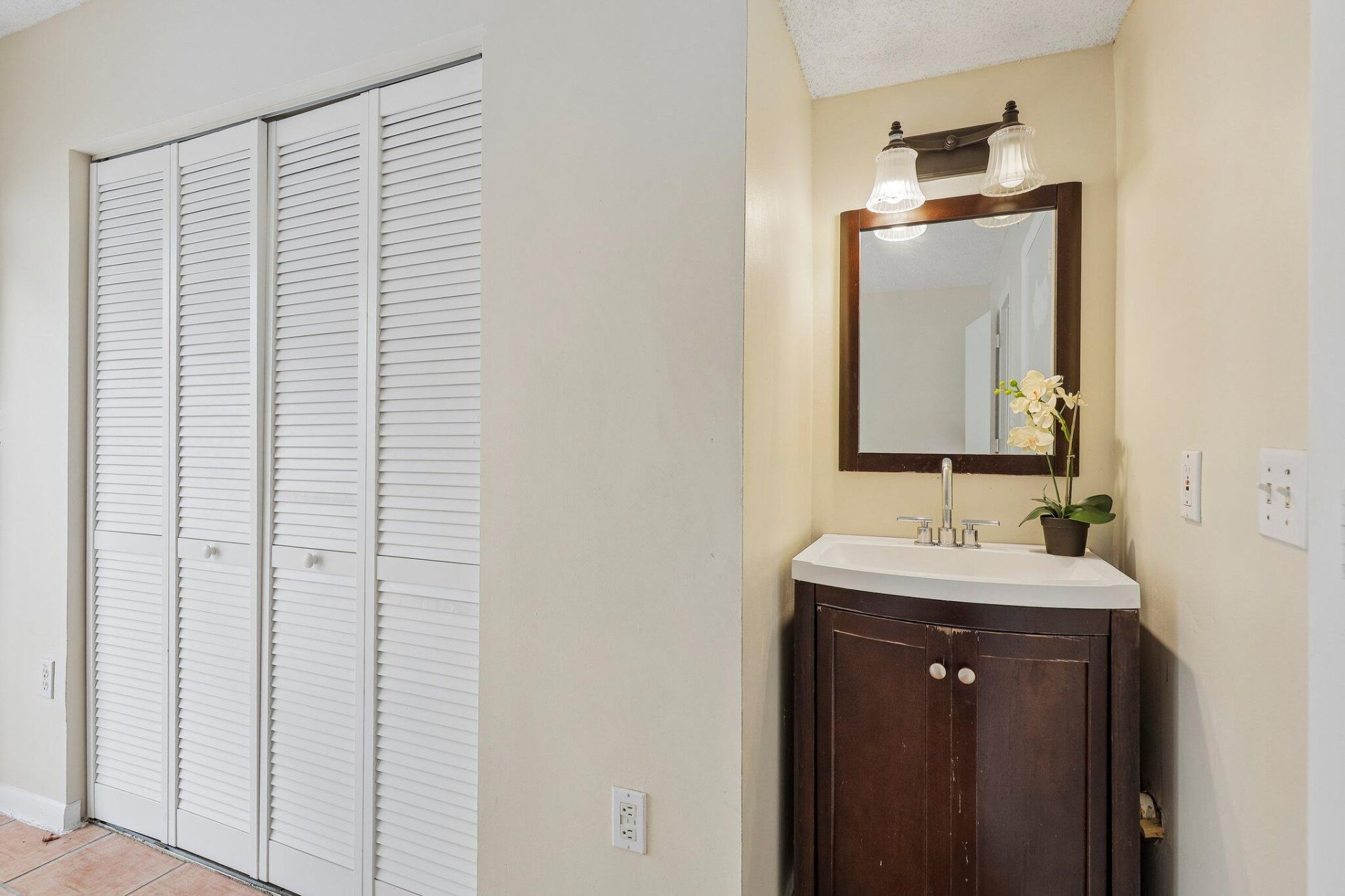 167 Riviera Circle, Weston, FL 33326 Photo