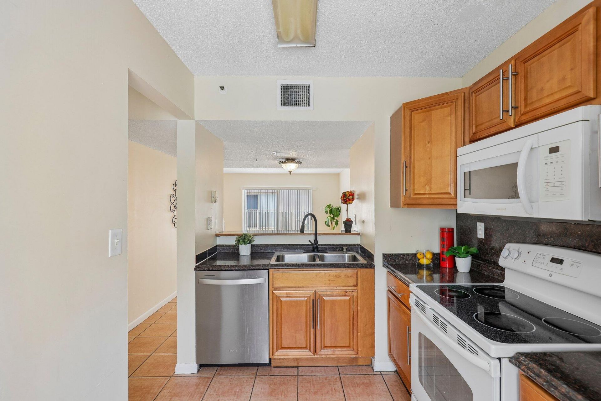 167 Riviera Circle, Weston, FL 33326 Photo