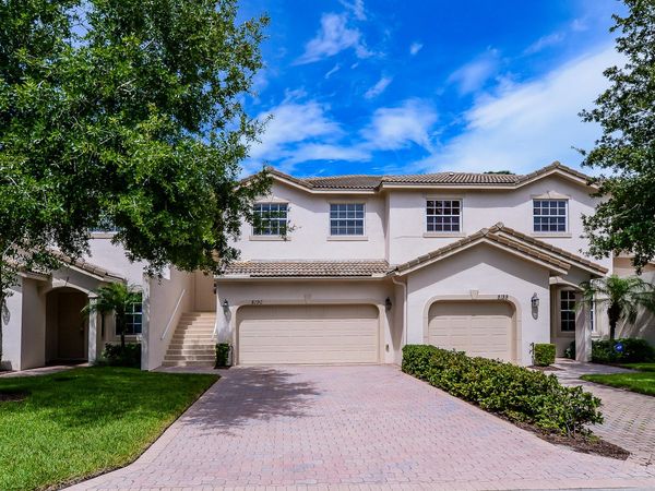 8190 MULLIGAN Circle, Port St. Lucie, FL 34986