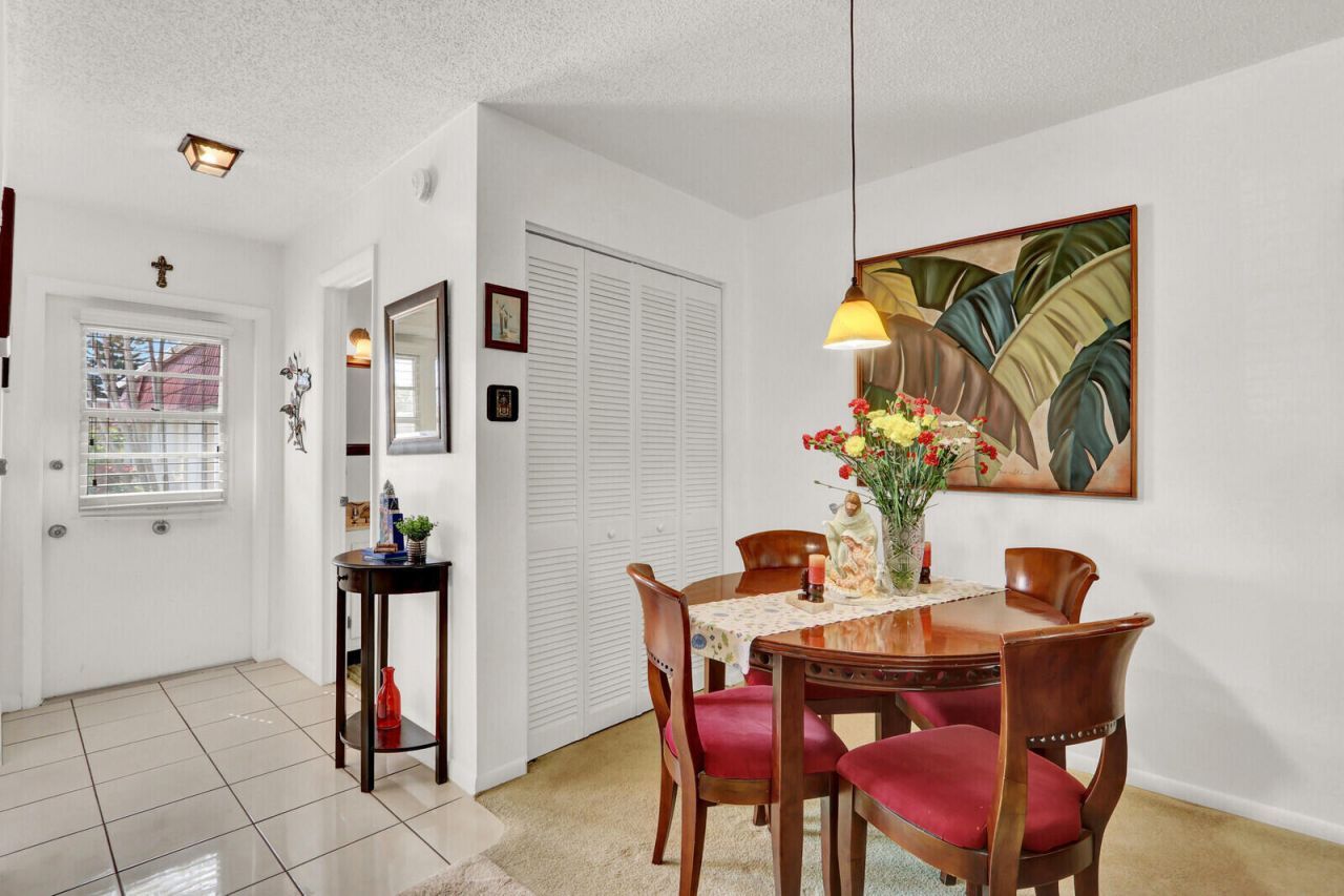 615 Laconia Circle, Greenacres, FL 33467 Photo
