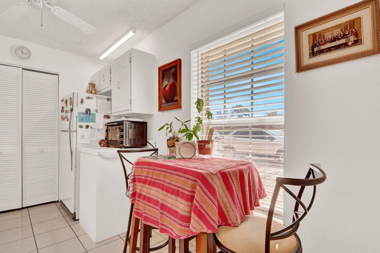 615 Laconia Circle, Greenacres, FL 33467 Photo
