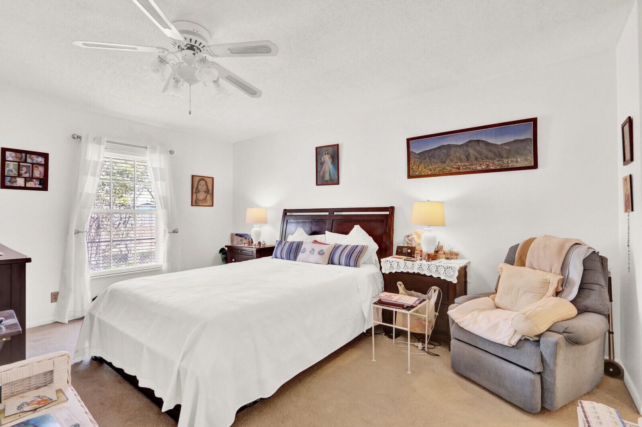 615 Laconia Circle, Greenacres, FL 33467 Photo