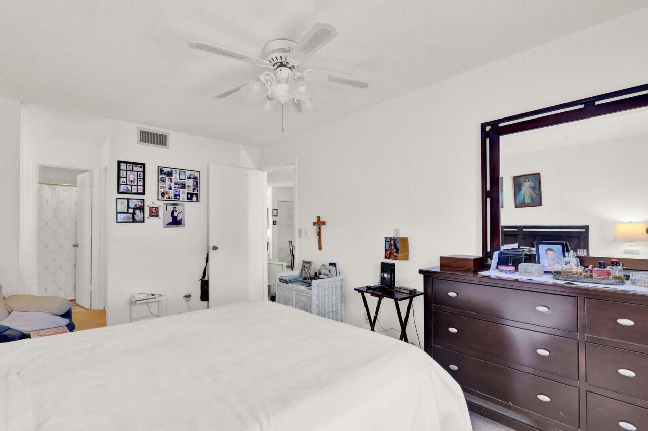 615 Laconia Circle, Greenacres, FL 33467 Photo
