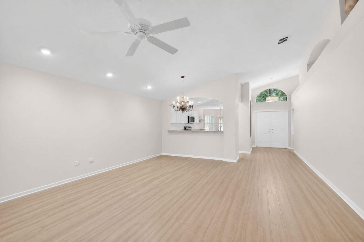 11163 Mandalay Way, Boynton Beach, FL 33437 Photo
