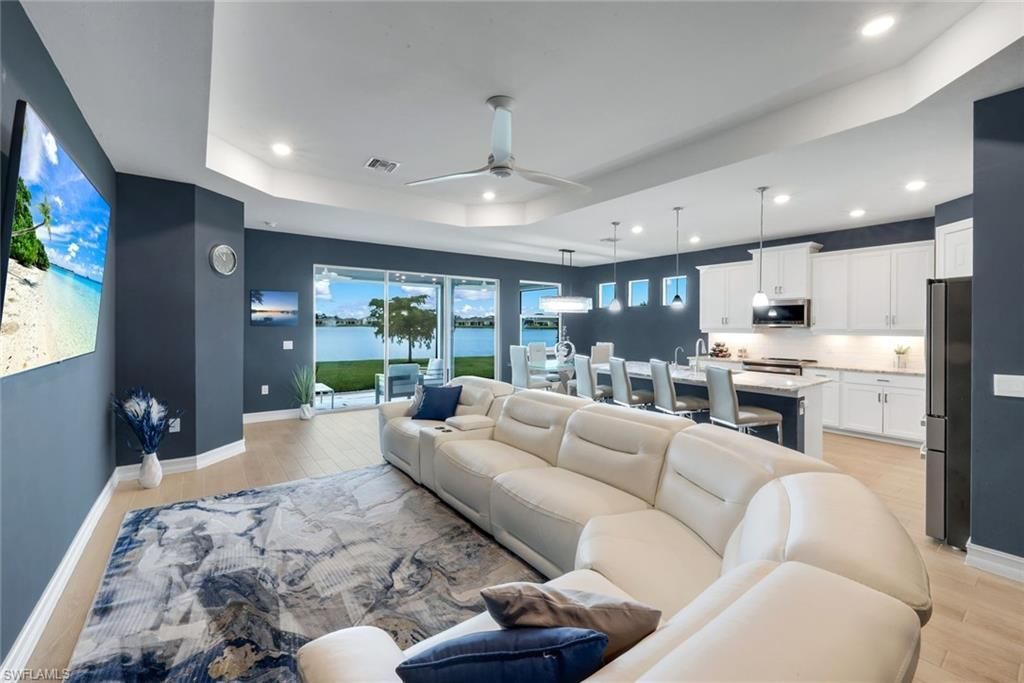 950 Stonewater Lake Ter, Cape Coral, FL 33993 Photo