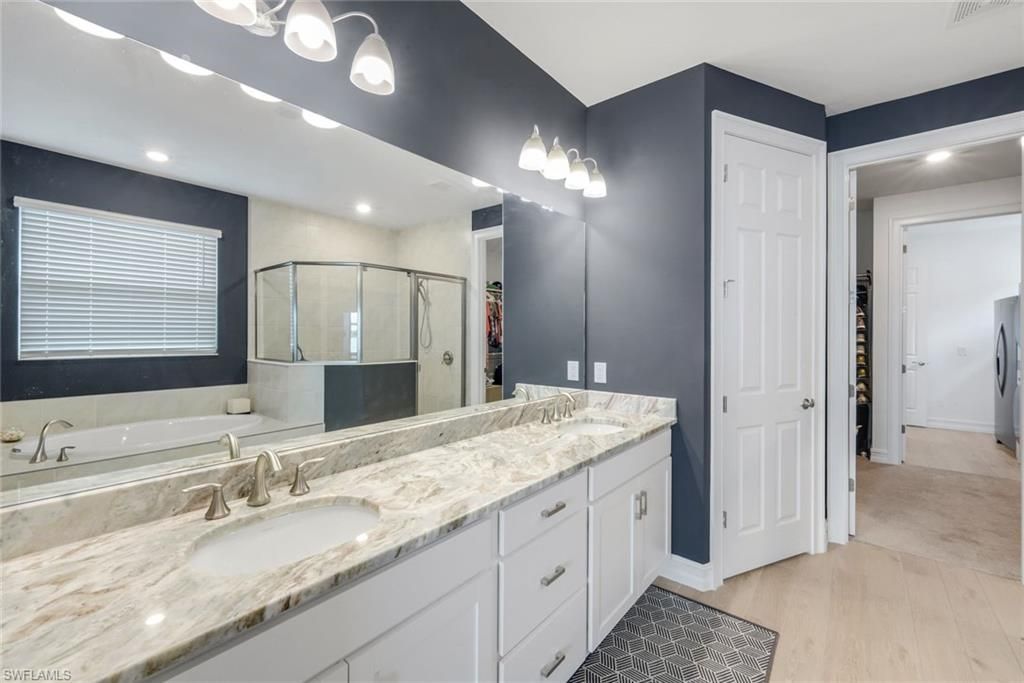 950 Stonewater Lake Ter, Cape Coral, FL 33993 Photo