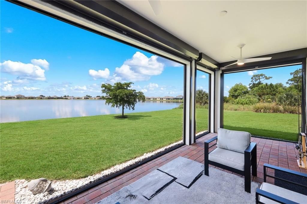 950 Stonewater Lake Ter, Cape Coral, FL 33993 Photo