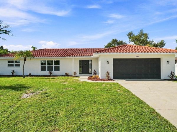 212 GIOTTO DRIVE, NOKOMIS, FL 34275