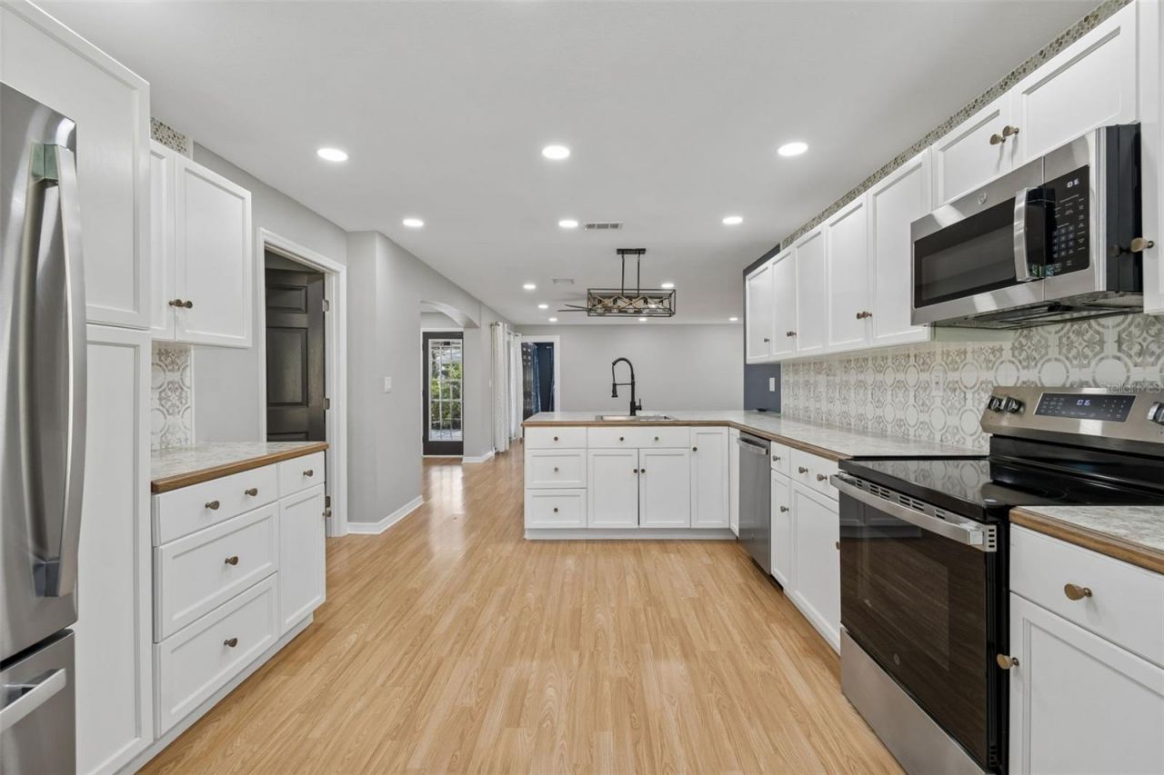 9329 Amazon Drive , New Port Richey, FL 34655 Photo