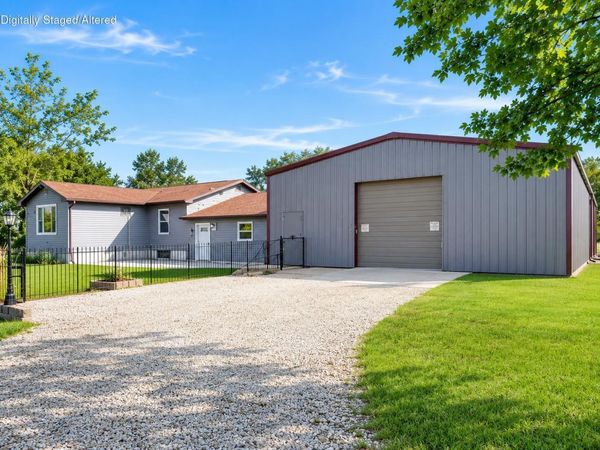 23073 Salley Drive, Warsaw, MO 65355