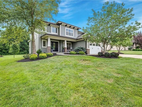 15209 King Street, Overland Park, KS 66221
