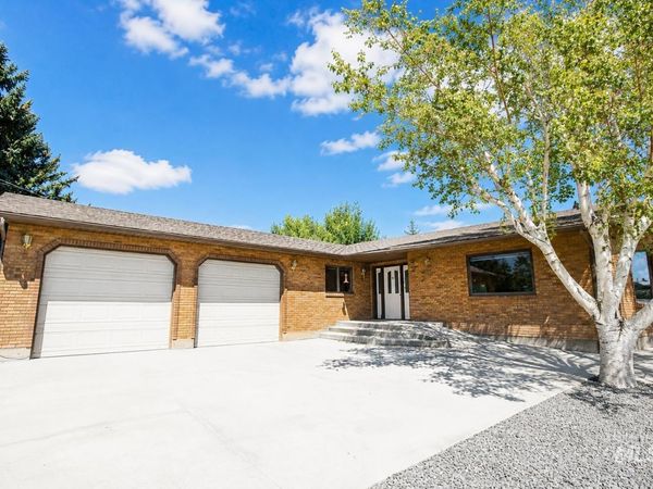 376 S 1100 E, Jerome, ID 83338