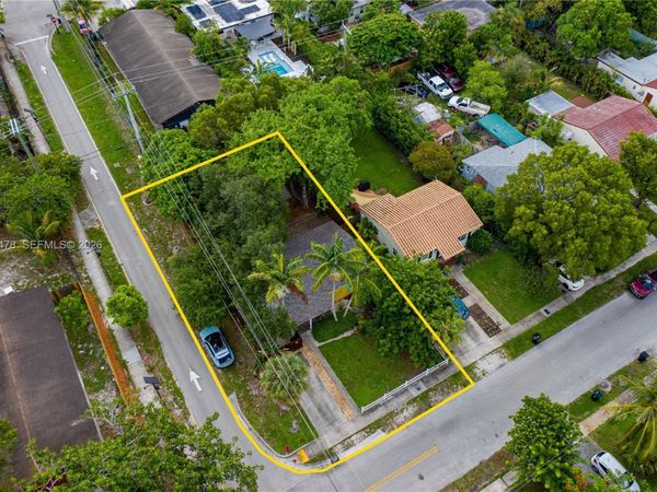 1444 NW 2nd Ave , Fort Lauderdale, FL 33311