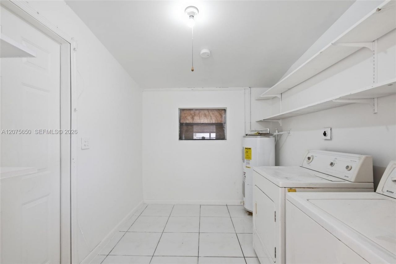 17360 SW 121st Ave , Miami, FL 33177 Photo