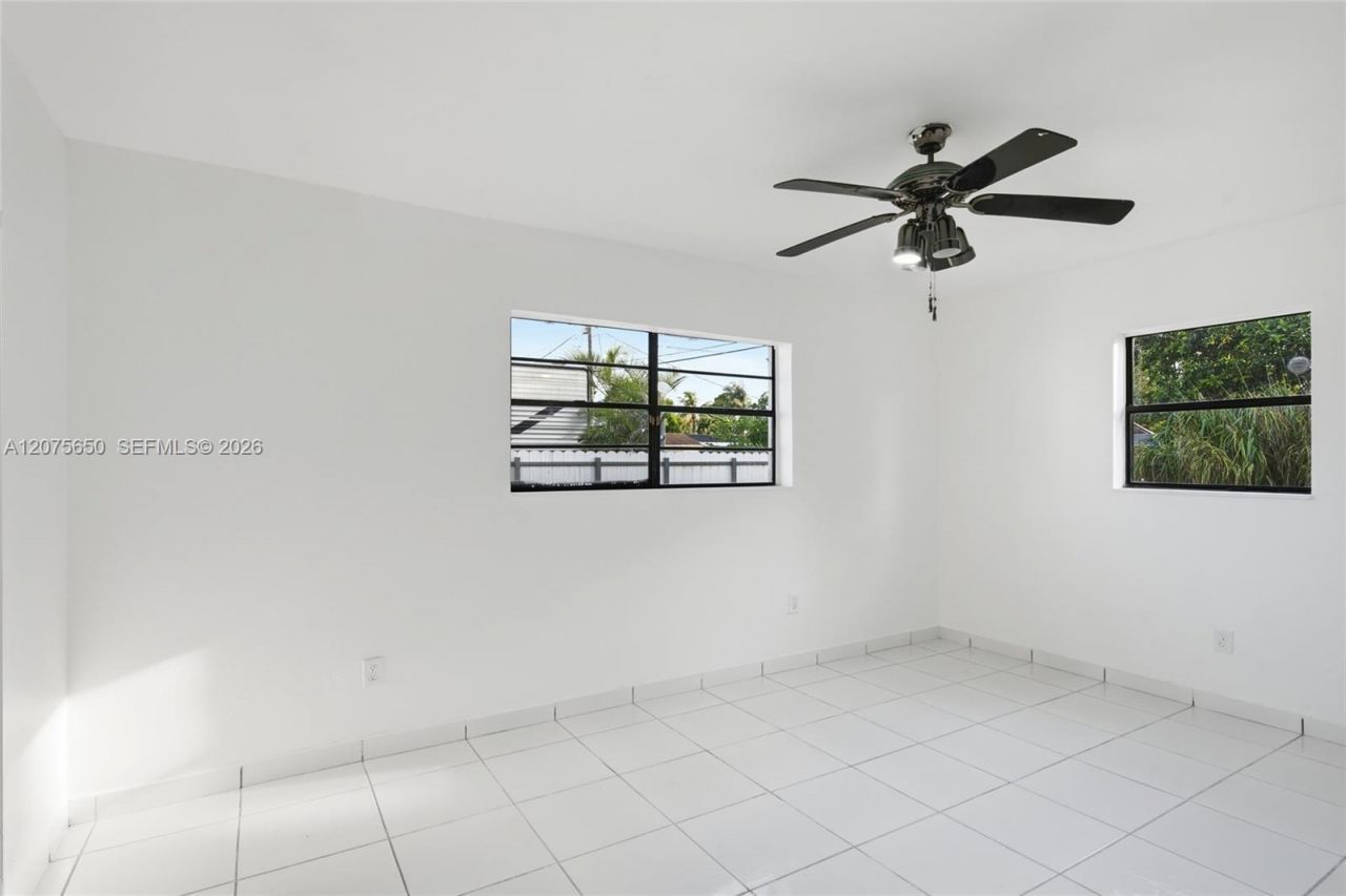 17360 SW 121st Ave , Miami, FL 33177 Photo